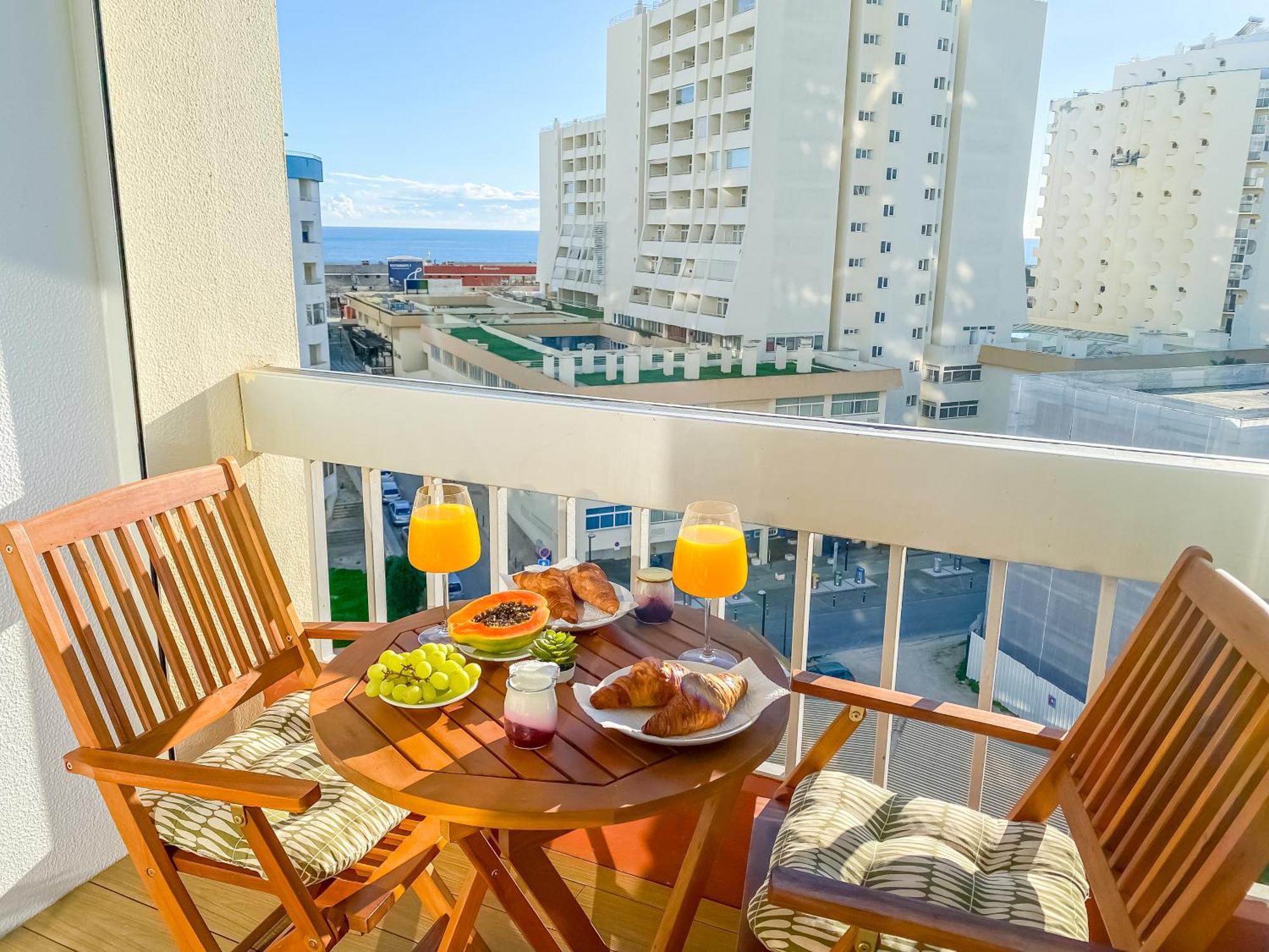 Luxury 2 Min With Balcony, Ocean View, Wifi, Ac, Smarttv Appartement