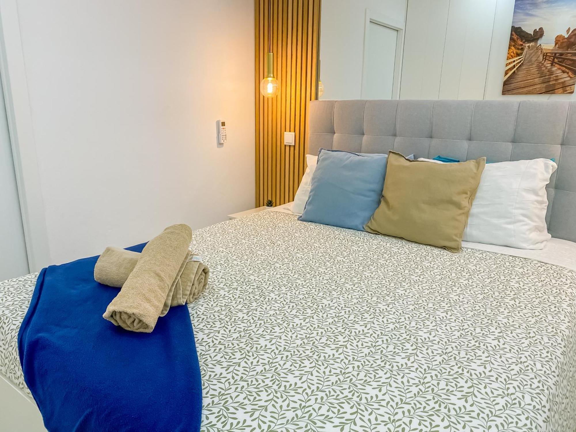 Appartement Luxury 2 Min With Balcony, Ocean View, Wifi, Ac, Smarttv *