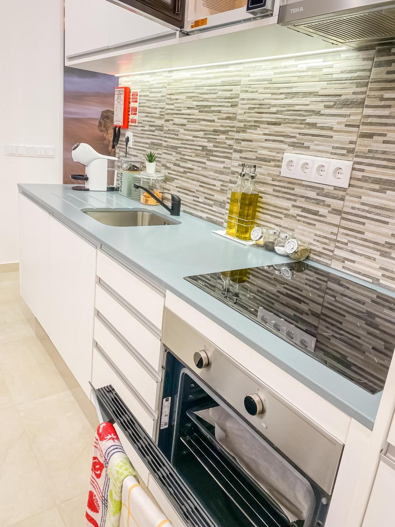 Appartement Luxury 2 Min With Balcony, Ocean View, Wifi, Ac, Smarttv *